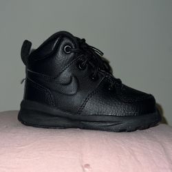 Infant Nike Boots