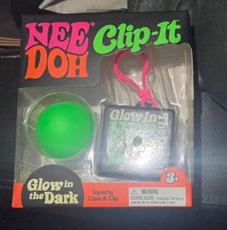 Needoh Glow in the Dark Clip It
