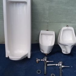 Man cave, never been used. Small ones 100.each large 300.