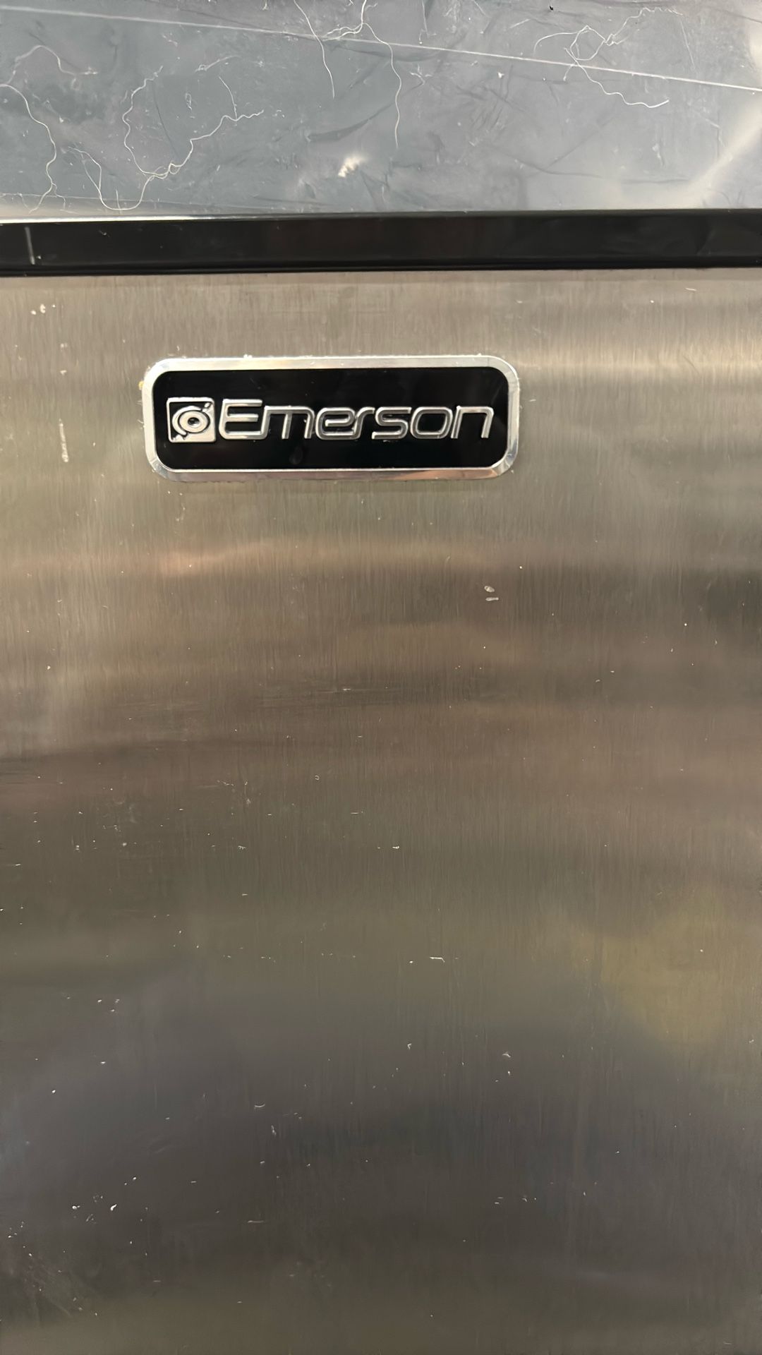 Emerson 3.2 Cu Ft Mini Refrigerator