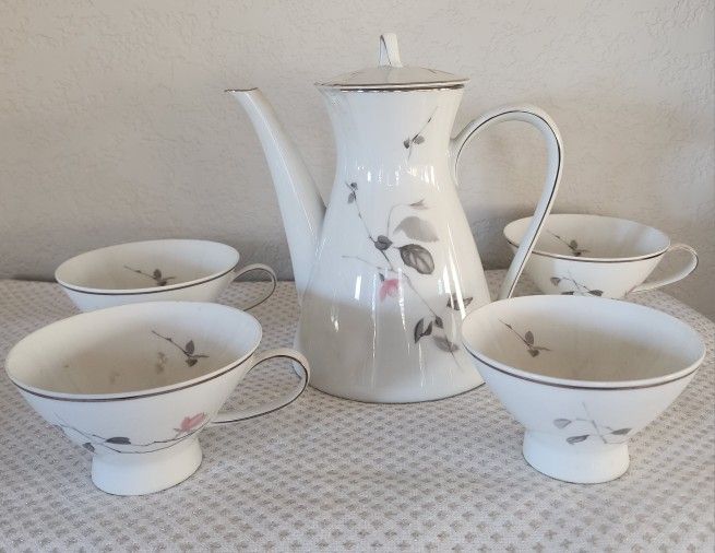 Coffee Pot With 6 Cups. Brand Rosenthal