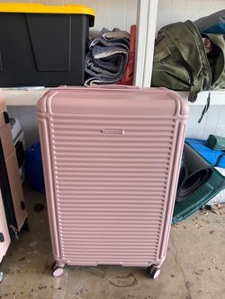 Nine West Pink Hardshell Suitcase — $40 — NEED GONE ASAP!