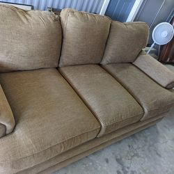 Bassett oversize couch