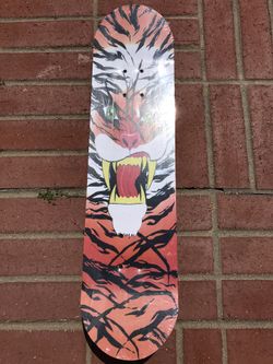 Full Skateboard with Tiger 🐅 Design