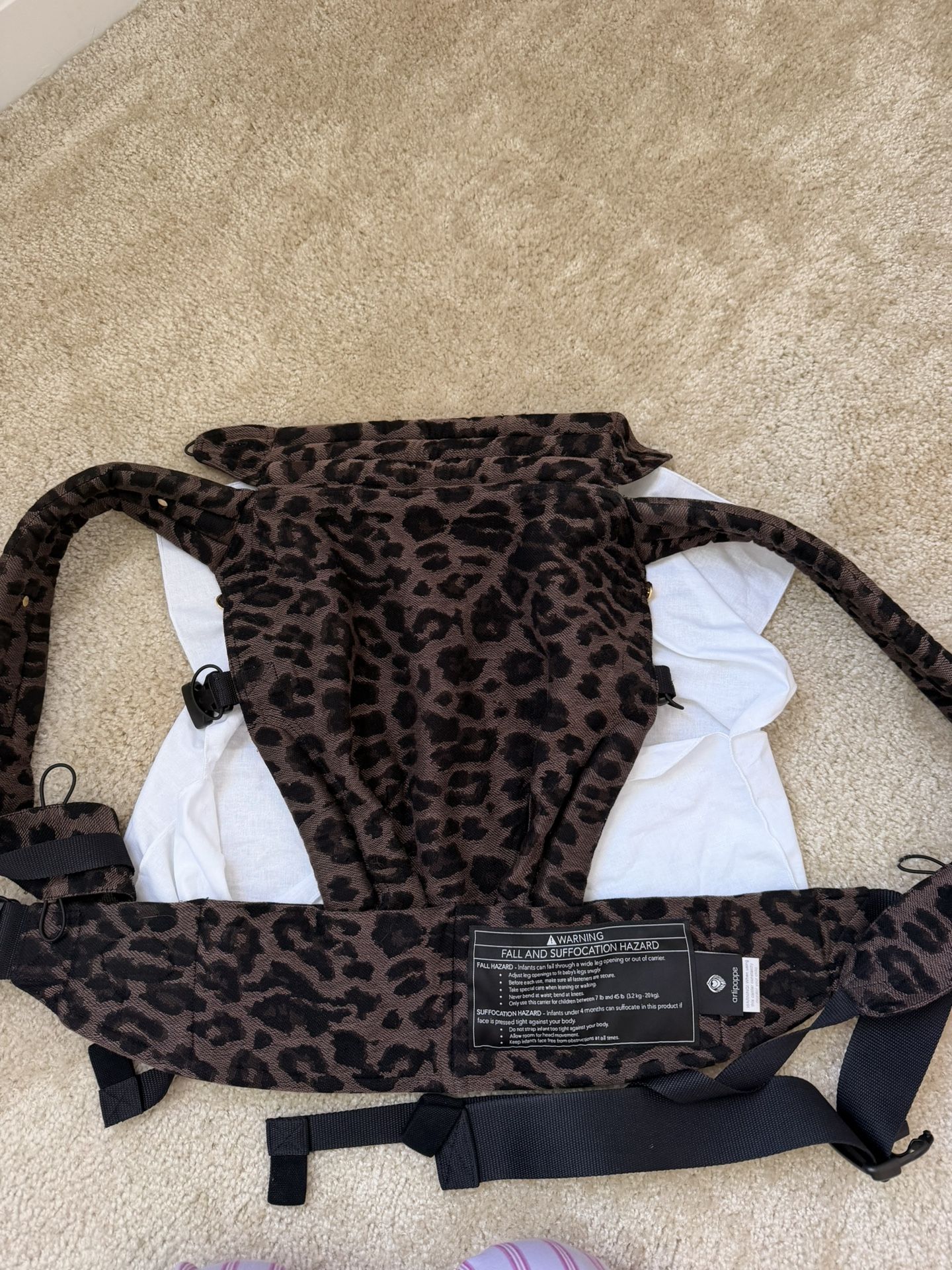 Artipoppe Cheetah Baby Carrier