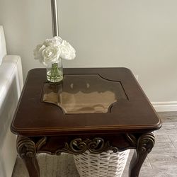 2 End Tables