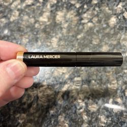 NEW LAURA MERCIER CAVIAR STICK EYESHADOW IN ROSE GOLD $8!