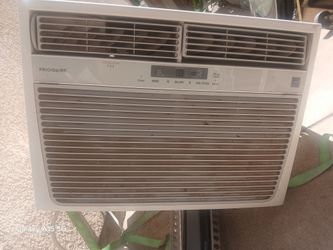 Frigidaire 15100 but window A/c