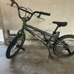 Razor FS20 Pro Series BMX bike