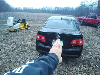 2006 VW Jetta 2.0 T Part Out