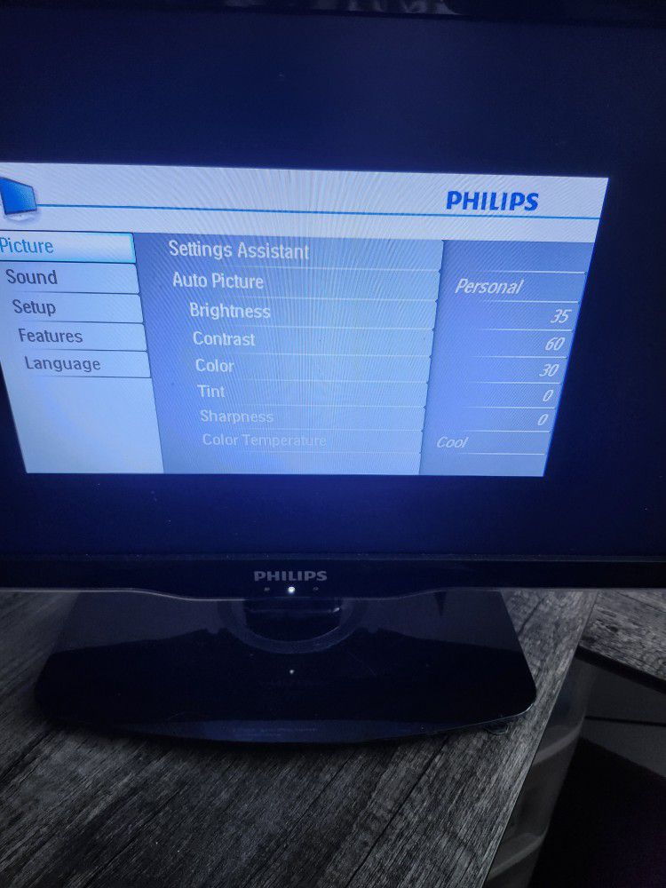 Small Phillips TV No remote Free
