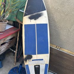 Surfboard 6’3” Trifin