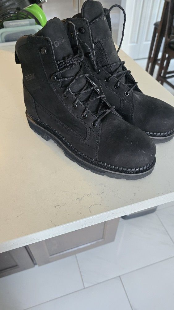Worx Steel Toe Boots NEW