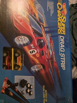 Vintage Hot Wells Set 1989