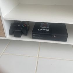 Xbox 360 With Two Controllers 