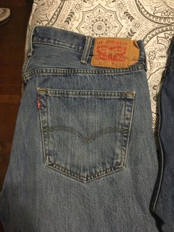 4 pairs of 501 Levi’s