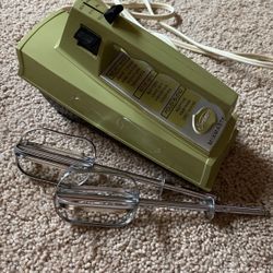 Sunbeam Vintage Handheld Mixer