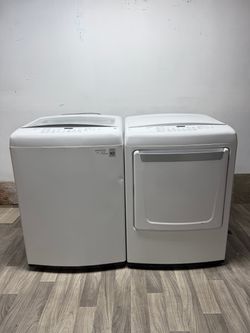 LG washer and dryer gas laundry set