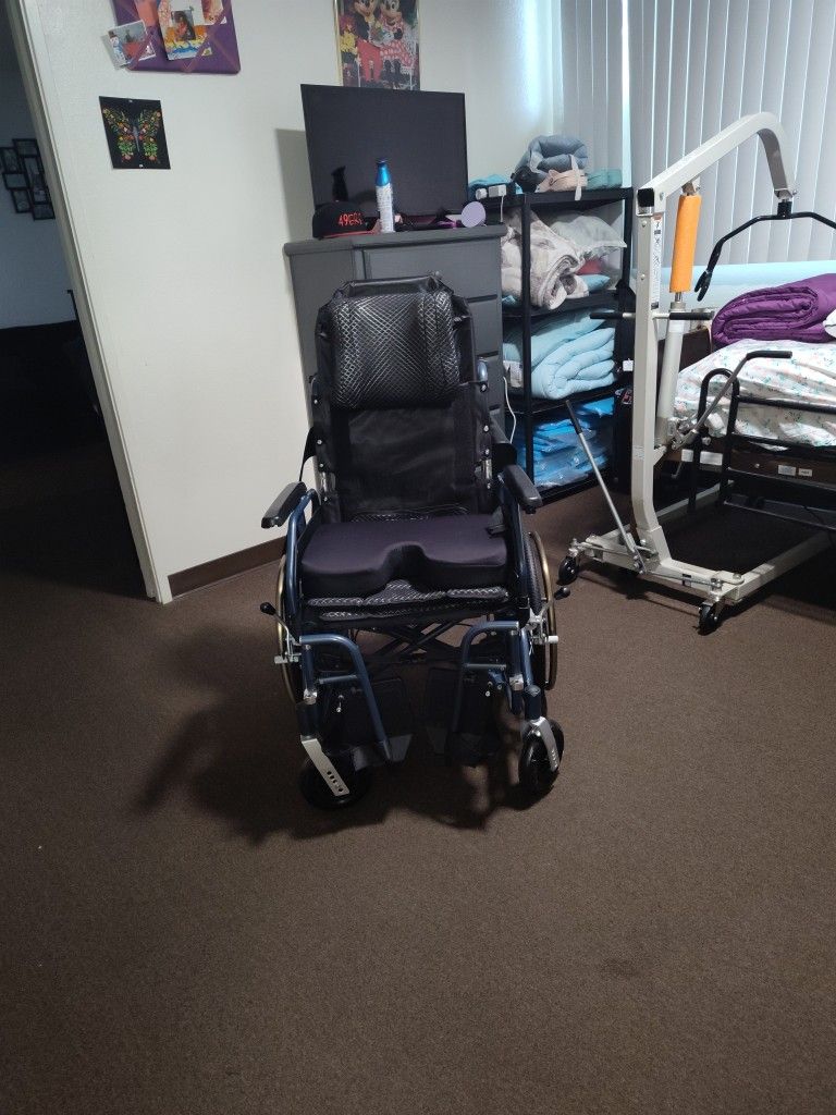 Wheelchair 