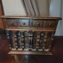 Jewelery Box