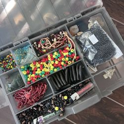 Beads/crafting Supplies 