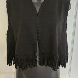 Woman's Vest Like New Size Med-lg 