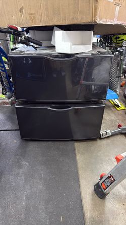 Two Samsung Pedestals