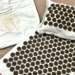 Ajnamat Eco-Luxe Acupressure Mat and Pillow Set