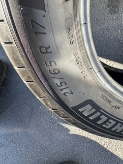 Michecline Tire 17  All Season $25