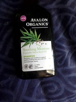 Cannabis Sativa Oil Shampoo
