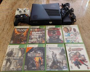 Xbox 360 Slim 250GB Bundle