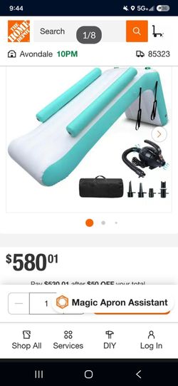 Inflatable pontoon water slide in perfect condition