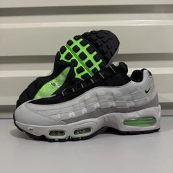 Nike Air Max 95  Men Sz 9 