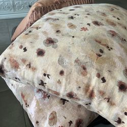 Casaluna linen throw pillows. (Pressed flowers)