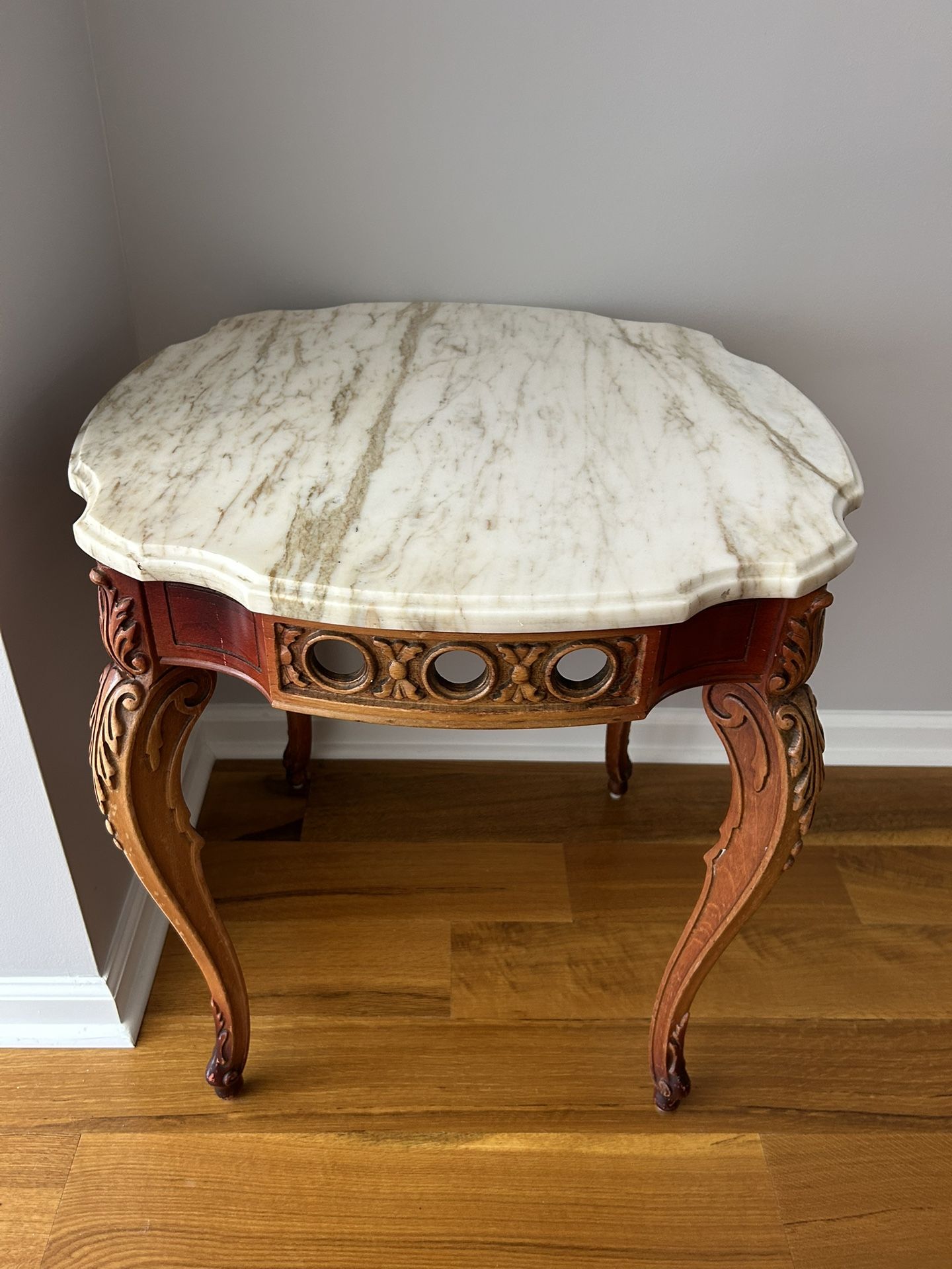 Coffee And End Tables