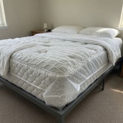 ❤️🔥 QUEEN SIZE MEMORY FOAM FIRM MATTRESS BLOWOUT SALE! 🔥❤️ Starting at Just $100! Take Home Today for Only $10 Down! 💥