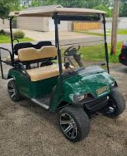 2012 EZ-GO TXT 4 SEAT GOLF CART CUSTOM MOD WHEELS EXCELLENT  CONDITION