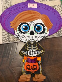 Day of the Dead Halloween Skeleton read description