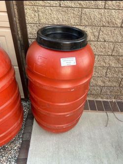 Screw Top Plastic Food Grade 58 Gallons (2-piece Lid) Have 1 It’s $40 Firm