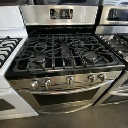 Frigidaire Stove 
