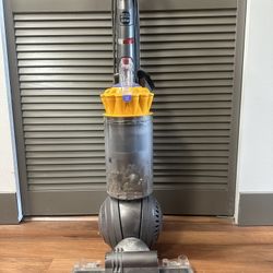 Dyson Ball Multi floor Vacuum 