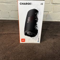 JBL Charge 5 Portable Bluetooth Speaker 