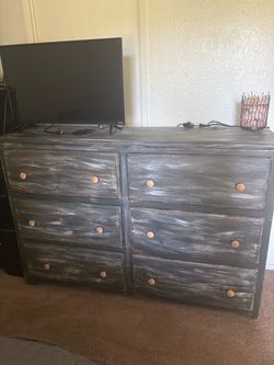 6 Drawer Dresser