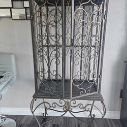 Wine Rack / Vinera