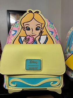 Alice in wonderland Loungefly