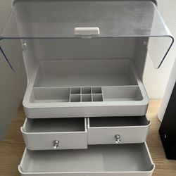 Make Up Caddy