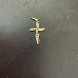 10k Gold Cross Pendant 