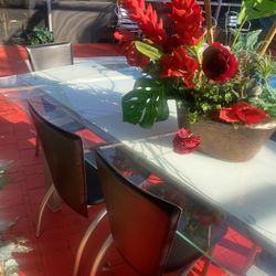 Tables  And Chairs 