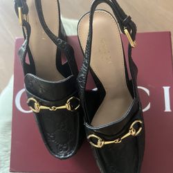 Black Gucci Platform Size 37 (7 US) 
