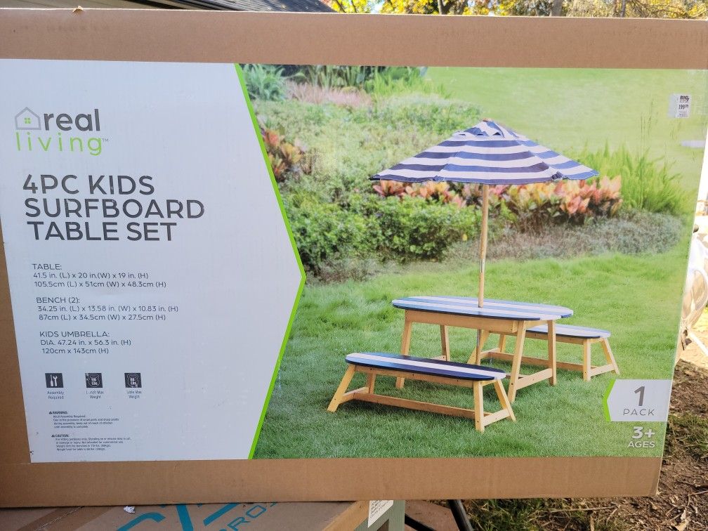 Children's Surfboard Picnic Table. RETAILS FOR $200